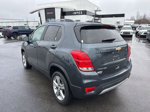 Used 2021 Chevrolet Trax LT AWD/4WD image 3