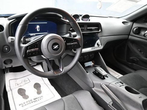 Used 2025 Nissan Z Performance w/ Floor Mat Package RWD image 26