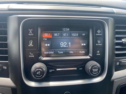 Used 2018 RAM 2500 Tradesman w/ Chrome Appearance Group AWD/4WD image 12
