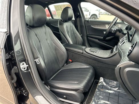 Used 2022 Mercedes-Benz E 350 Sedan image 25
