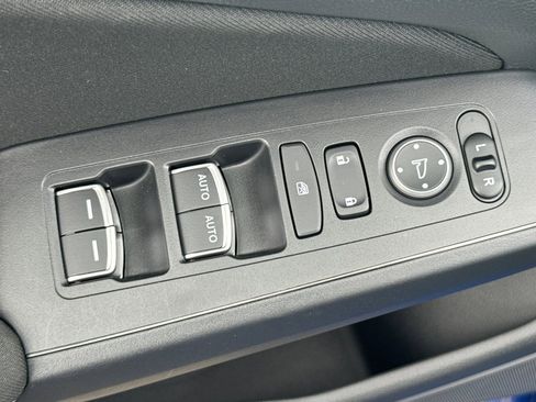 Used 2022 Honda Civic Sport image 13