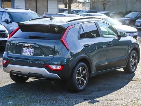 New 2025 Kia Niro EX w/ EX Cold Weather Package image 9