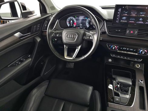 Used 2021 Audi Q5 Prestige w/ Prestige Package AWD/4WD image 21