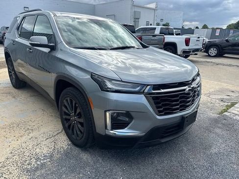 Used 2023 Chevrolet Traverse RS w/ LPO, Cargo Package AWD/4WD image 23