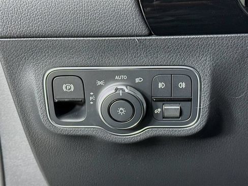Used 2026 Mercedes-Benz GLA 250 4MATIC image 11