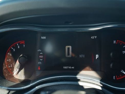 Used 2016 Dodge Durango Limited w/ Nav & Power Liftgate Group image 29