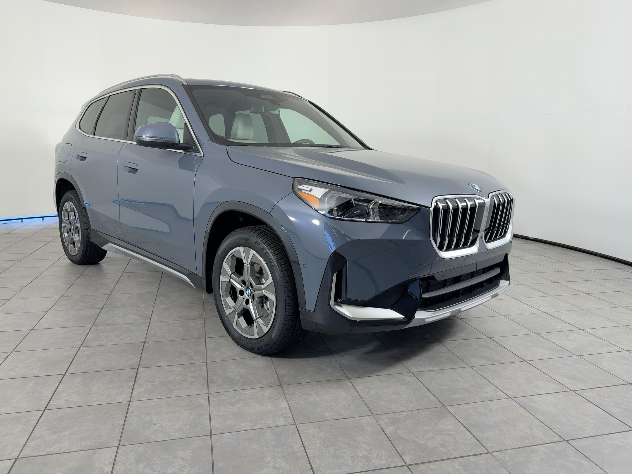 Used 2026 BMW X1 xDrive28i w/ Convenience Package AWD/4WD image 7