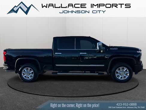 Used 2025 Chevrolet Silverado 2500 High Country w/ Technology Package image 6