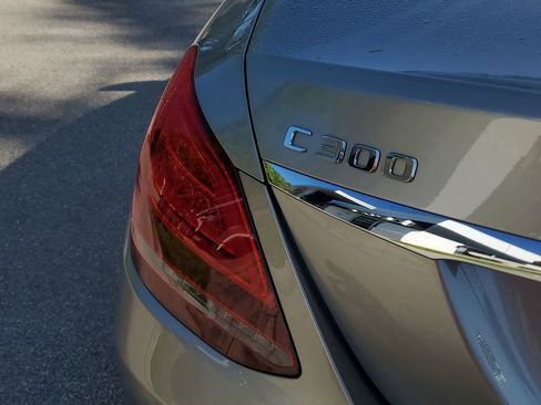 Used 2019 Mercedes-Benz C 300 4MATIC Sedan image 28