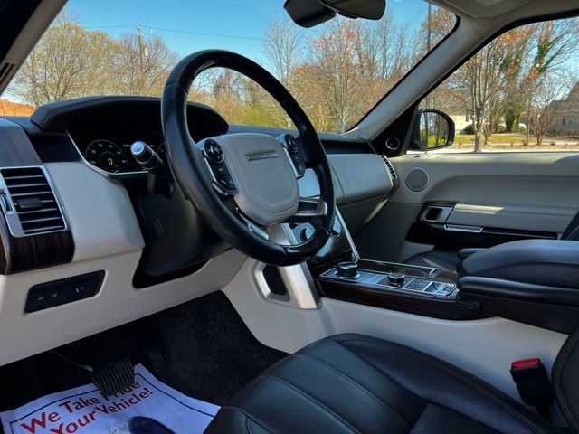 Used 2017 Land Rover Range Rover HSE AWD/4WD image 11