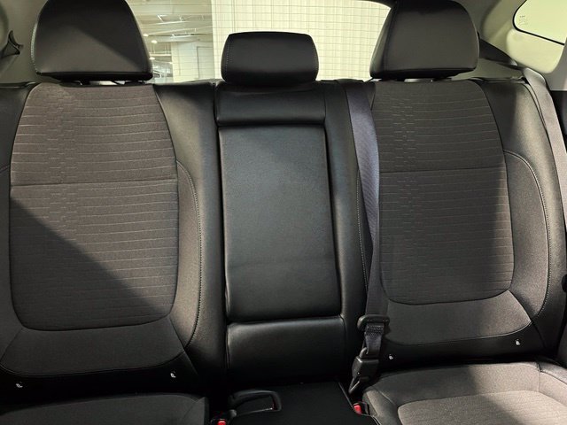 Used 2022 Kia Seltos S FWD image 12