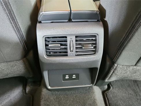 Used 2024 Nissan Rogue SV FWD image 14