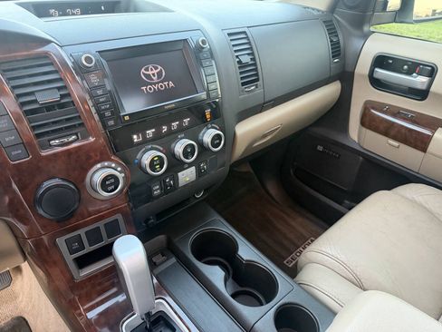 Used 2011 Toyota Sequoia Limited RWD image 38