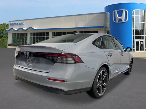 New 2026 Honda Accord SE image 5