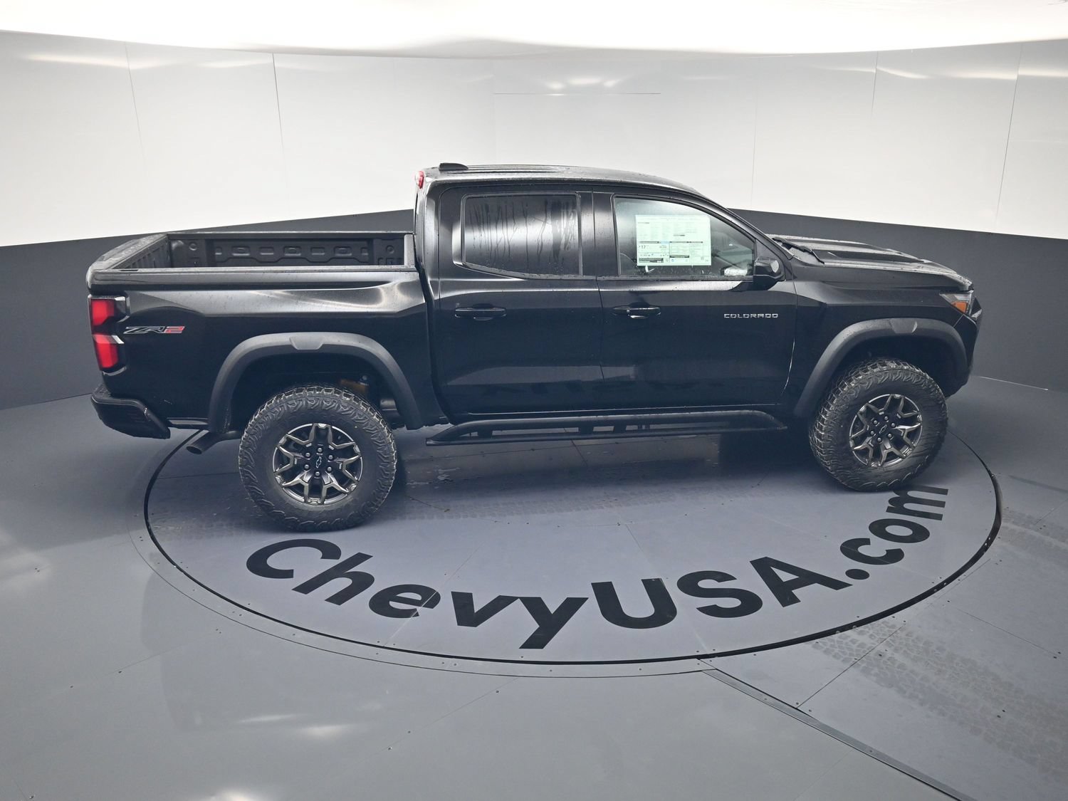 New 2026 Chevrolet Colorado ZR2 w/ Technology Package AWD/4WD image 40
