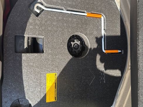 Used 2010 Lexus IS 250C image 33