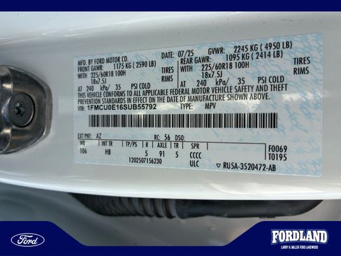 Used 2025 Ford Escape SE FWD image 25