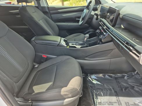 Used 2025 Hyundai Tucson SEL AWD/4WD image 23