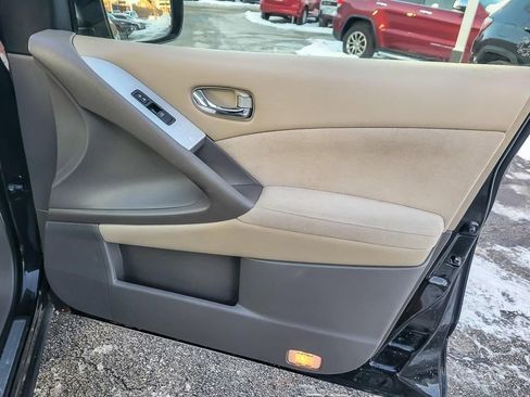 Used 2013 Nissan Murano S image 20