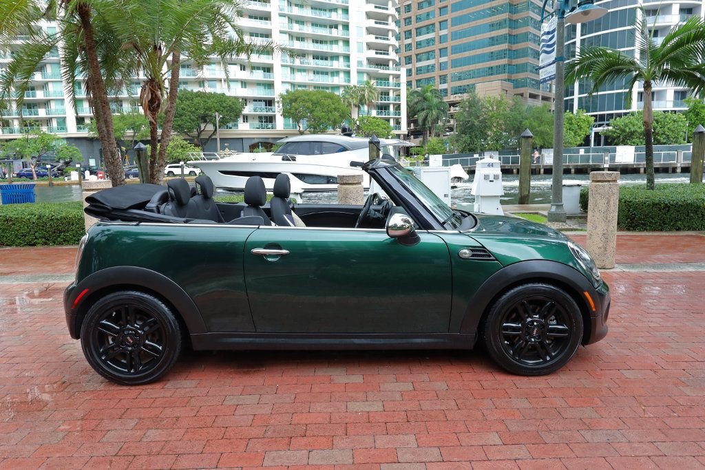 Used 2013 MINI Cooper Convertible FWD image 22