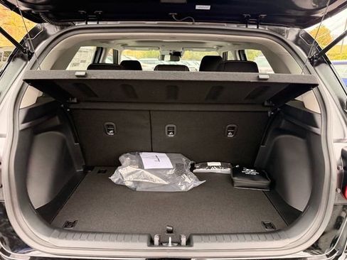 New 2026 Hyundai Venue SEL FWD image 25