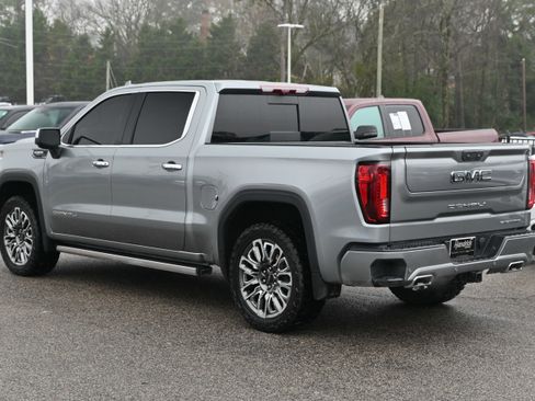 Used 2025 GMC Sierra 1500 Denali Ultimate image 12