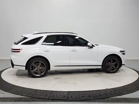 Used 2023 Genesis GV70 2.5T w/ Sport Prestige Package AWD/4WD image 8