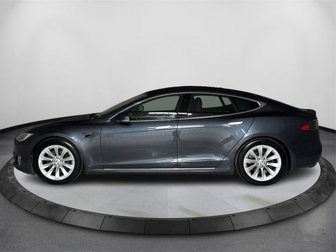 Used 2016 Tesla Model S 70 image 8
