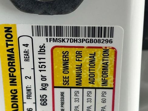 Used 2023 Ford Explorer XLT w/ Equipment Group 202A RWD image 43