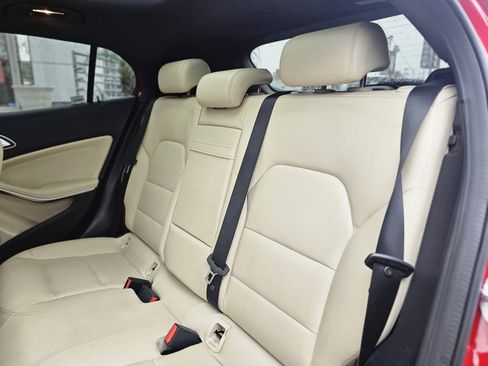 Used 2016 Mercedes-Benz GLA 250 GLA 250 image 24