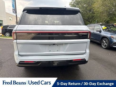 Used 2025 Lincoln Navigator Reserve w/ Jet Appearance Package AWD/4WD image 6