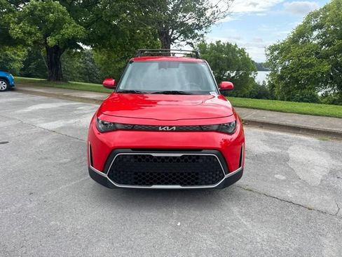 Used 2024 Kia Soul LX FWD image 2