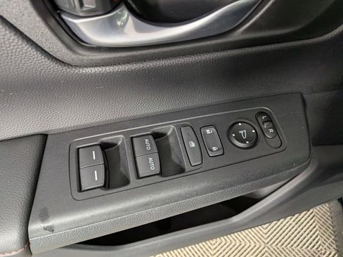 Used 2024 Honda CR-V Sport image 12