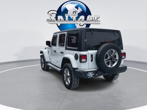 Used 2021 Jeep Wrangler Unlimited Sahara AWD/4WD image 7