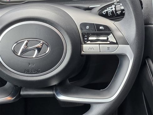 Used 2022 Hyundai Tucson SEL image 16