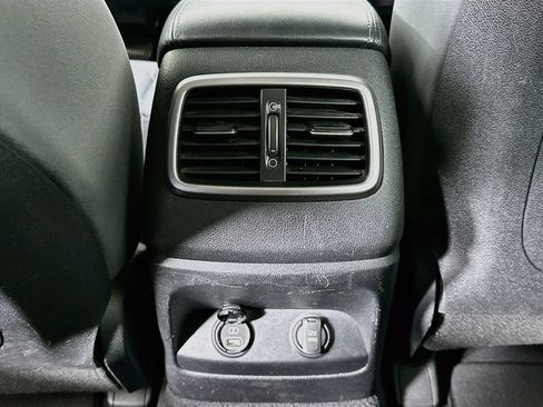Used 2020 Kia Sorento FWD V6 image 27