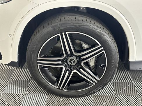 Certified 2023 Mercedes-Benz GLC 300 image 12