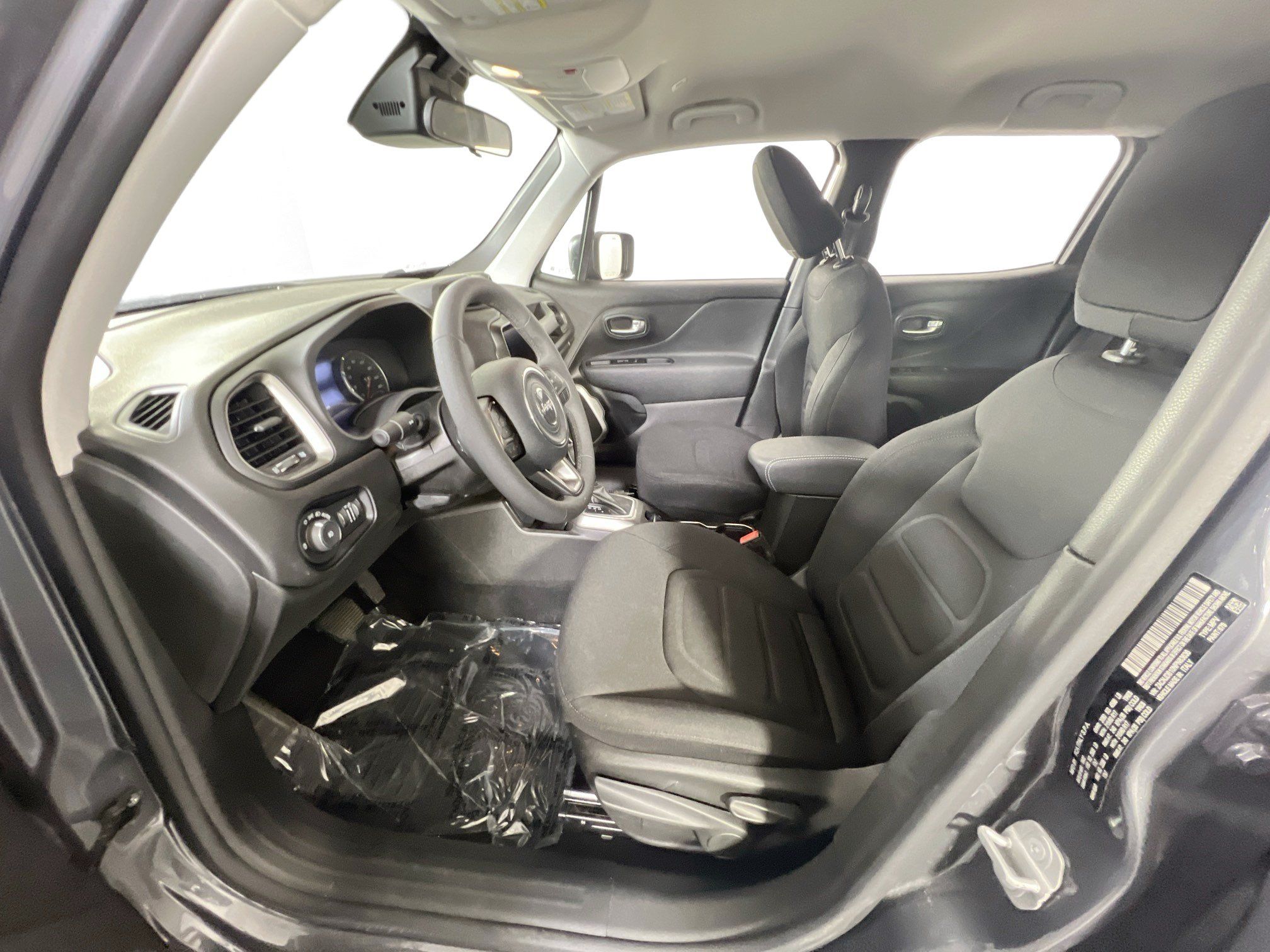 Used 2022 Jeep Renegade Latitude AWD/4WD image 20