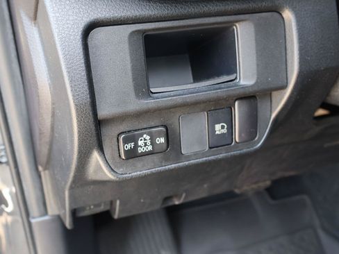 Used 2019 Toyota Tacoma SR w/ SR Convenience Package RWD image 20