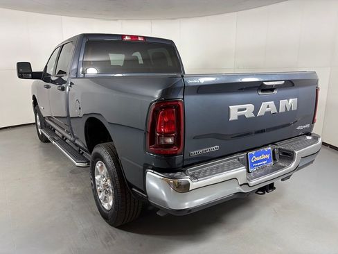 Used 2026 RAM 2500 Big Horn AWD/4WD image 6