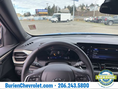 Used 2024 Chevrolet TrailBlazer ACTIV w/ Driver Confidence Package image 13
