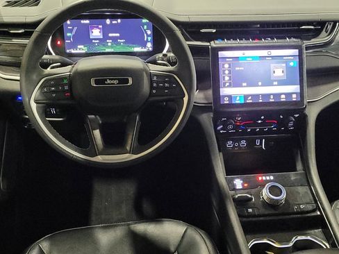 Used 2022 Jeep Grand Cherokee Limited 4xe image 22