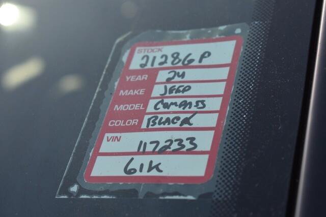 Used 2024 Jeep Compass Latitude AWD/4WD image 38