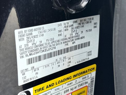 Used 2019 Lincoln Navigator L Select image 29