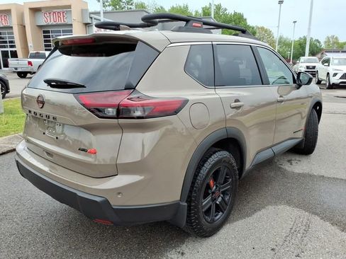 Certified 2025 Nissan Rogue SV AWD/4WD image 14