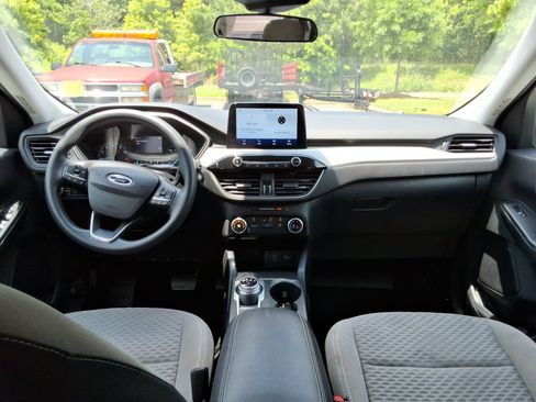 Used 2022 Ford Escape SE FWD image 20