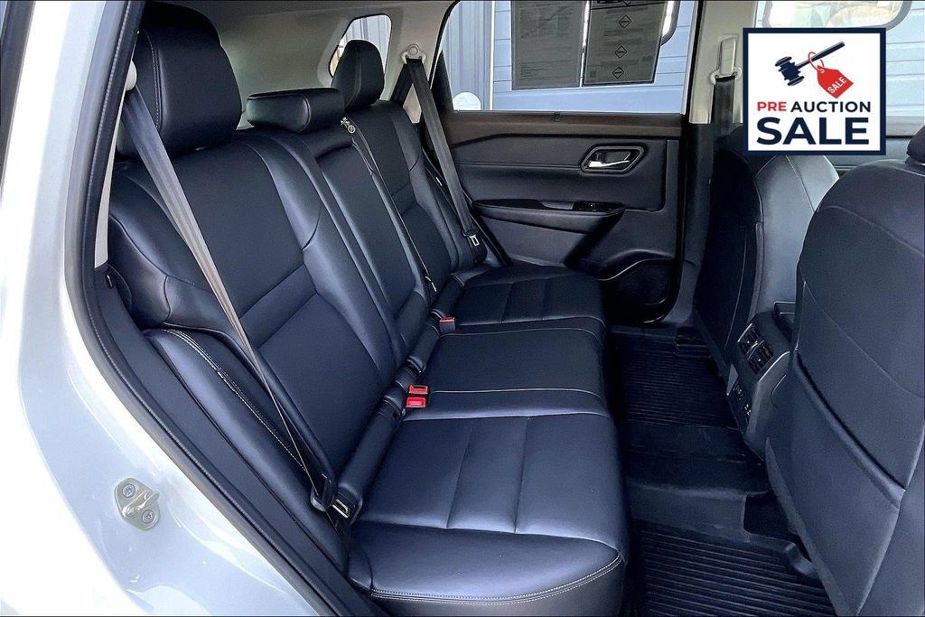 Used 2023 Nissan Rogue SL w/ SL Premium Package AWD/4WD image 27