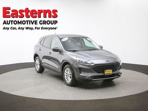 Used 2022 Ford Escape SE w/ Cold Weather Package image 46
