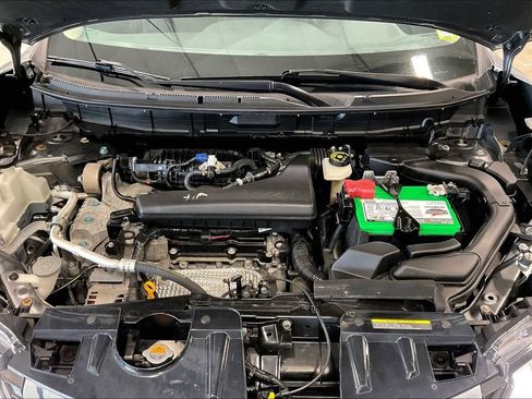 Used 2019 Nissan Rogue SV AWD/4WD image 30