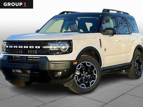 Used 2025 Ford Bronco Sport Outer Banks w/ Outer Banks Tech Package+ image 1